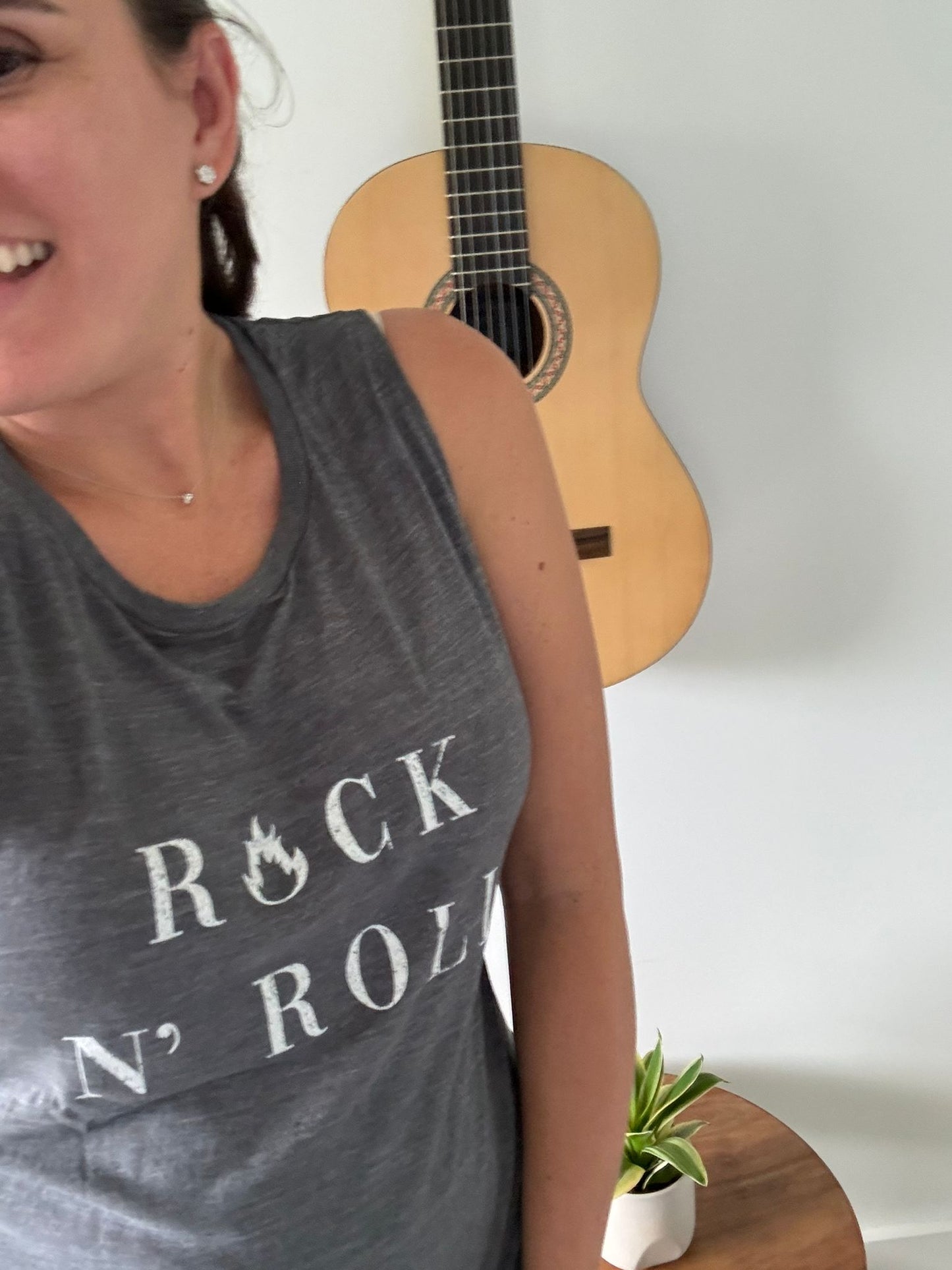 Rock N Roll < Flowy Tank >